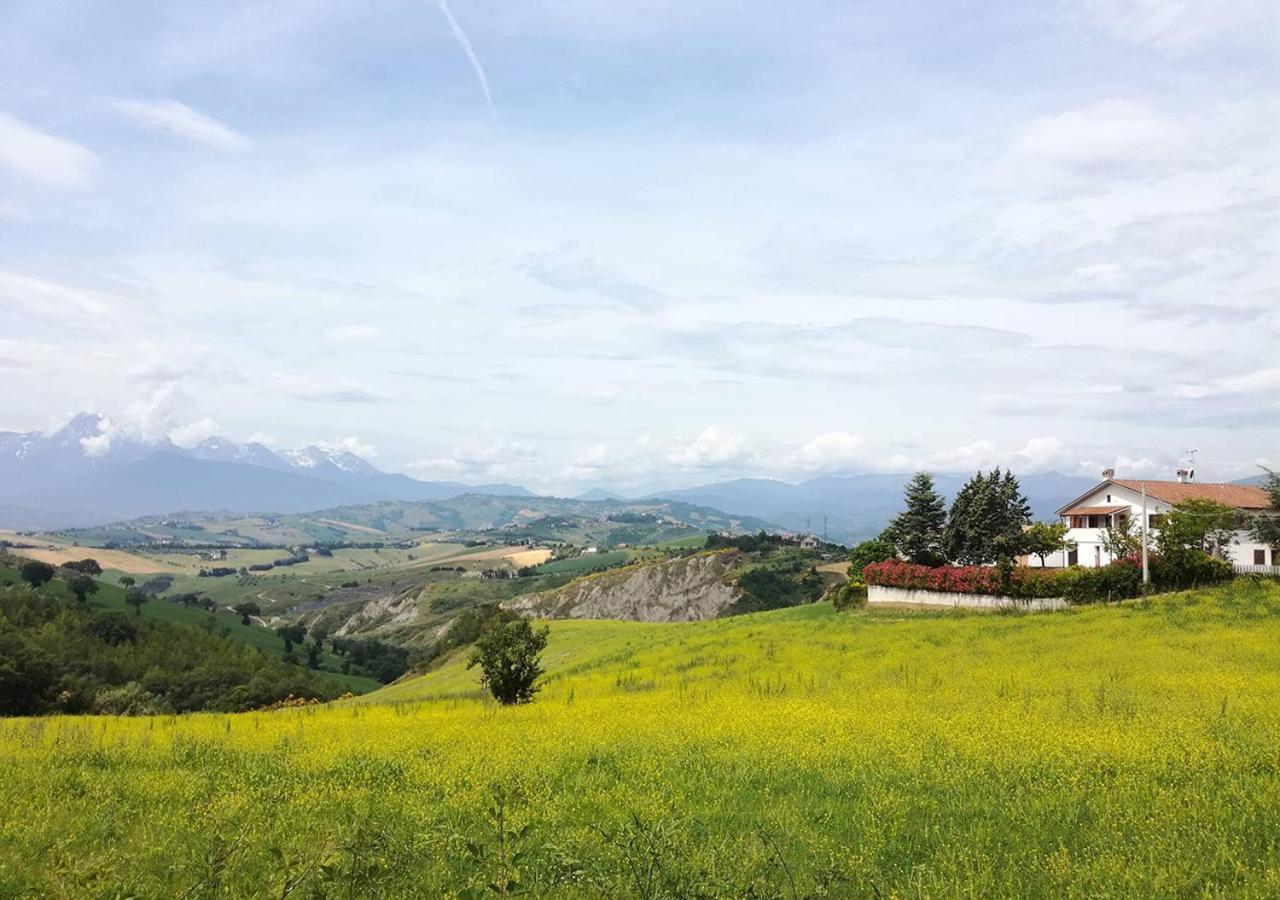 Casa Amrita, Yoga B&B Teramo Exteriör bild