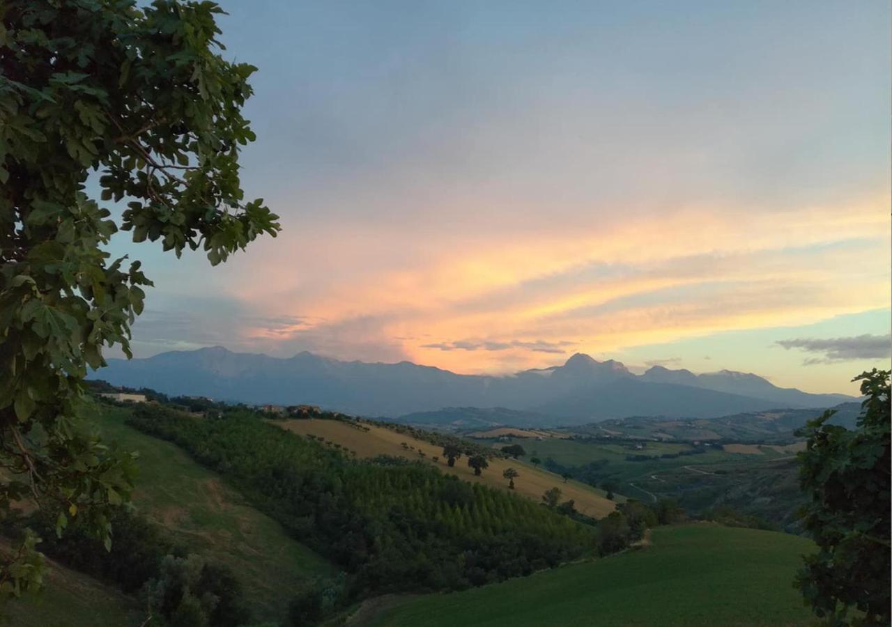 Casa Amrita, Yoga B&B Teramo Exteriör bild